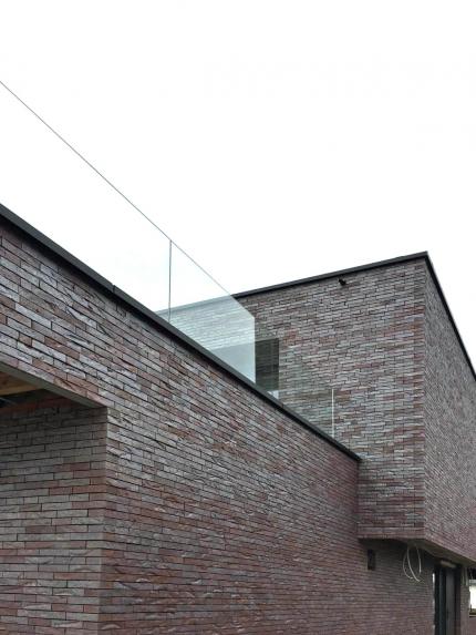 Strakke architectuur in gevelstenen Strakke architectuur in gevelstenen