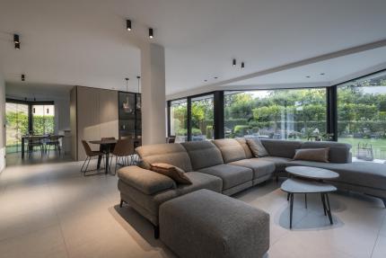 MULTIBAT - Renovatieproject te D - zithoek MULTIBAT - Renovatieproject te D - zithoek