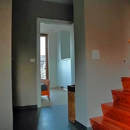 Z-vormige trap in hout