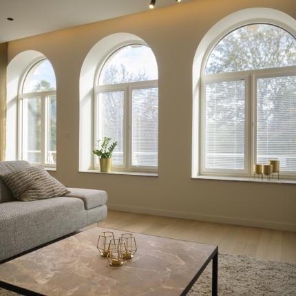 Modern interieur met warme accenten Modern interieur met warme accenten