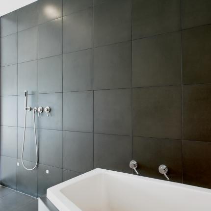 Detail afwerking badkamer