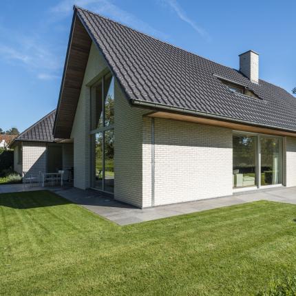 Buitenaanzicht woning Sint-Martens-Latem