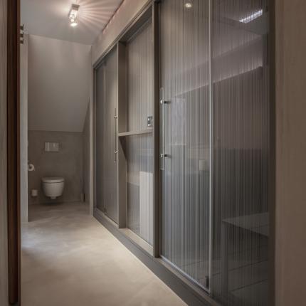 Ingewerkte sauna in de badkamer