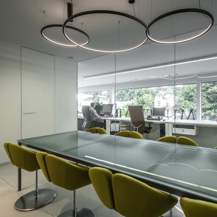 Vergaderzaal kantoorgebouw Multibat Sint-Martens-Latem