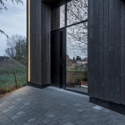 Vliesgevel om veel licht binnen te trekken