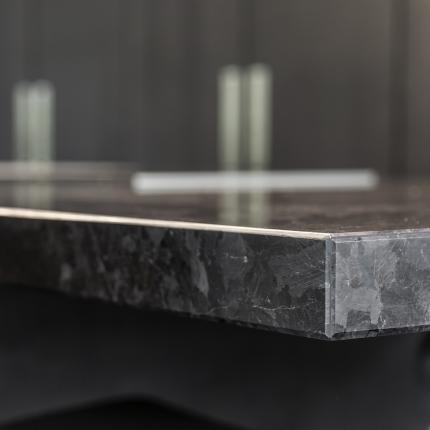 Interieurdetails eigenzinnige, strakke villa