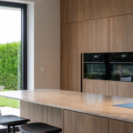 Multibat - Mooie villa in combinatie van gevelsteen &amp; crepi