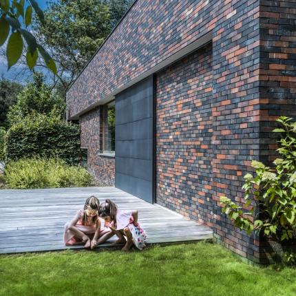 Terras met schuifpoort in zink Terras met schuifpoort in zink